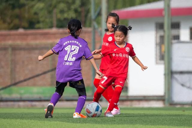 13记三分！克莱蒙斯轰下55分 新疆队史第三人